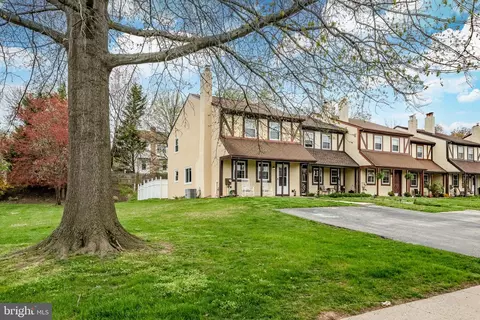 758 Sandra Ln, Norristown, PA 19403