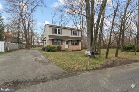 325 Olive Ave, Horsham, PA 19044