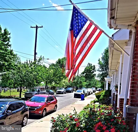 415 N York St, Pottstown, PA 19464