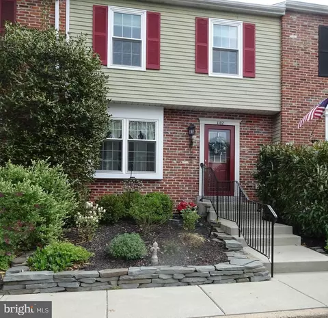 1102 Seminole Gdns, Ambler, PA 19002