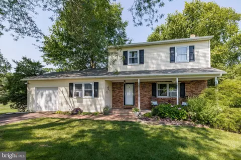 34 Kibblehouse Dr, Schwenksville, PA 19473