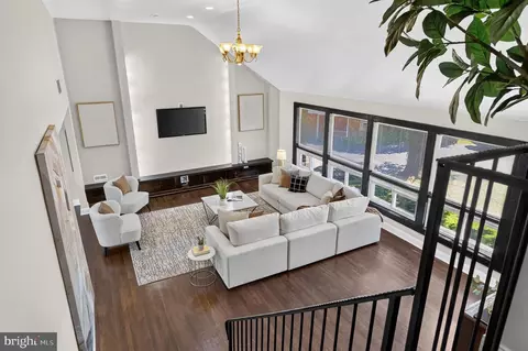 1011 Stanford Dr, Wynnewood, PA 19096