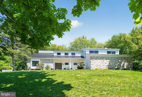 1531 Fulton Dr, Ambler, PA 19002