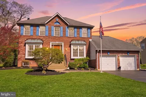 327 Abbey Ln, Lansdale, PA 19446