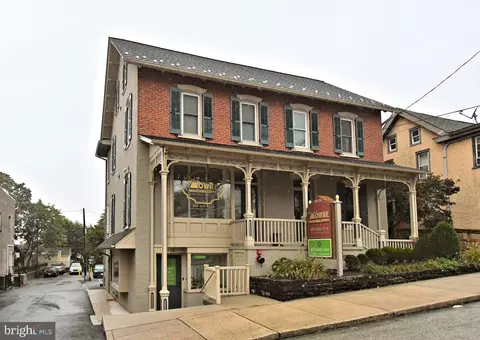 206 N Main St, Souderton, PA 18964