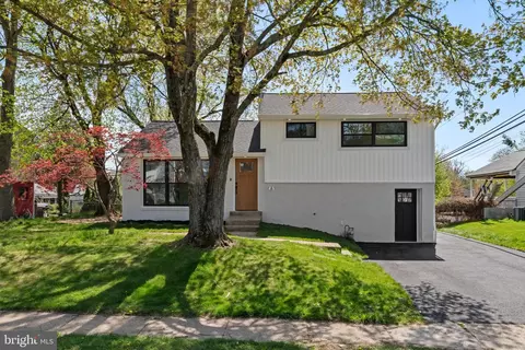 1453 Doris Rd, Abington, PA 19001