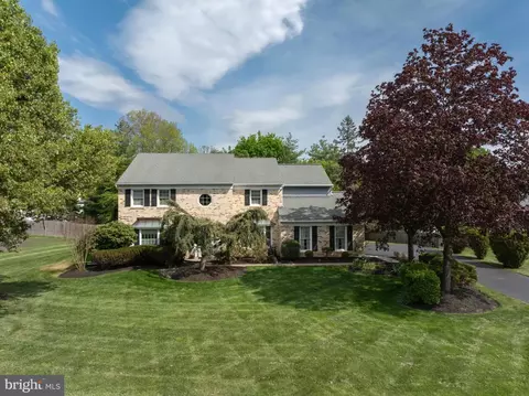 492 Brights Ln, Blue Bell, PA 19422