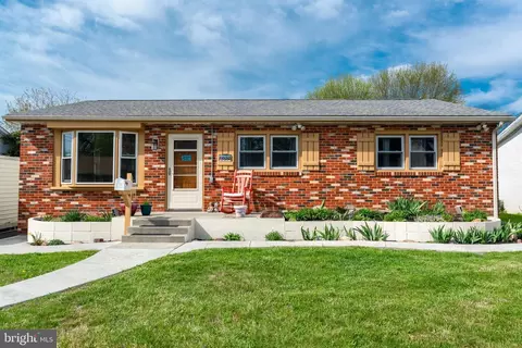 1032 East Ave, Penllyn, PA 19422