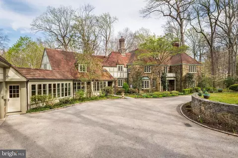 136 Gypsy Ln, Wynnewood, PA 19096