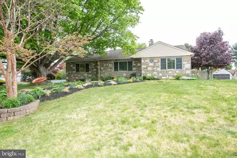 1259 Glenbrook Rd, Huntingdon Valley, PA 19006