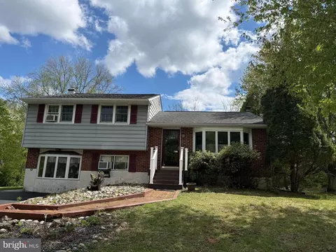 166 Panepinto Dr, Schwenksville, PA 19473
