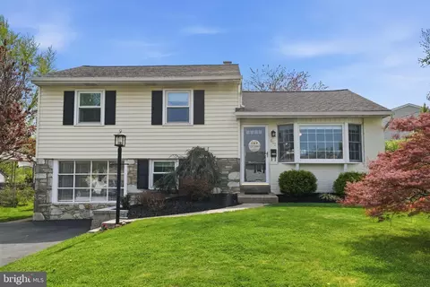 600 Bryant Ln, Hatboro, PA 19040