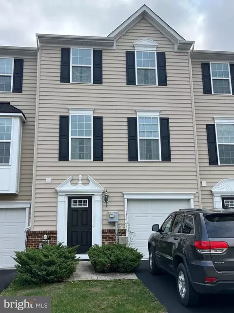 1126 Sageview Dr, Pottstown, PA 19464