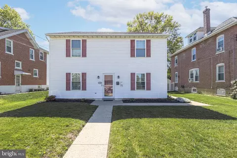 228 W Hamlin Ave, Telford, PA 18969