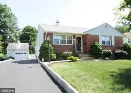 3715 Round Meadow Ln Apt, Hatboro, PA 19040