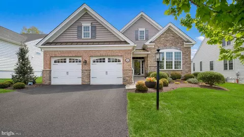 2236 Stockton Dr, Schwenksville, PA 19473