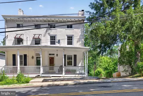 238 Barren Hill Rd, Conshohocken, PA 19428