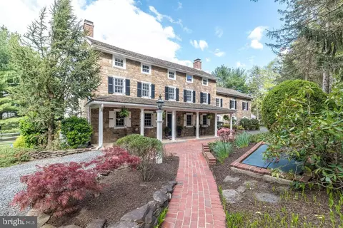 691 Mann Rd, Horsham, PA 19044