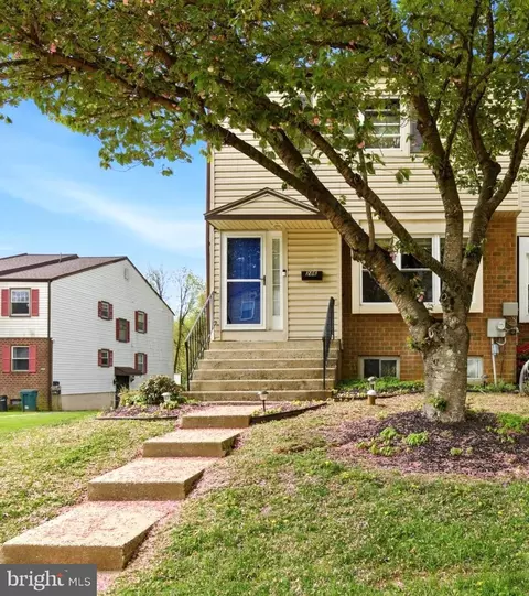 286 Birch Dr, Lafayette Hill, PA 19444