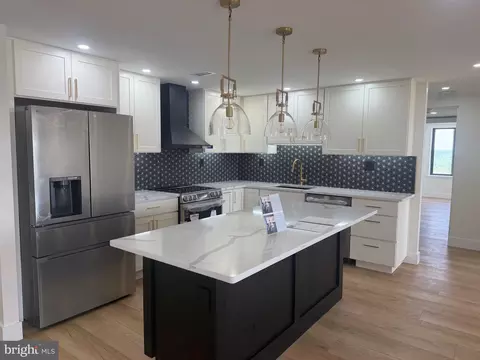 11205 Valley Forge Cir #1205, King Of Prussia, PA 19406