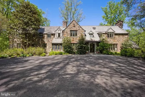 317 Airdale Rd, Bryn Mawr, PA 19010
