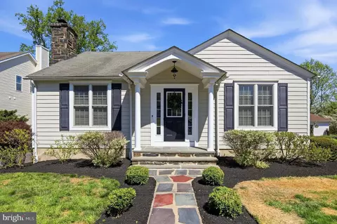 908 Summit Ave, Schwenksville, PA 19473