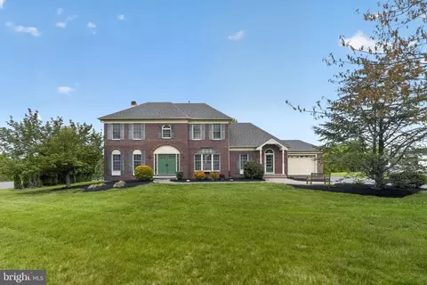 547 Carriage House Ln, Harleysville, PA 19438