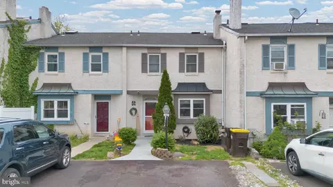 2489 Dragon Cir, Norristown, PA 19403