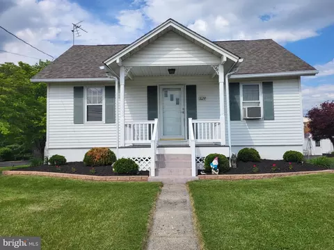 1029 E Philadelphia Ave, Gilbertsville, PA 19525