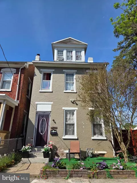 427 Walnut St, Pottstown, PA 19464