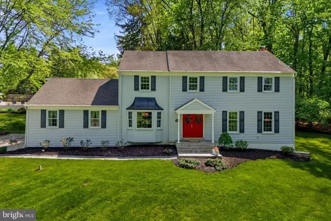 1089 Broadview Rd, Wayne, PA 19087