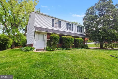 351 Golf View Rd, Lafayette Hill, PA 19444