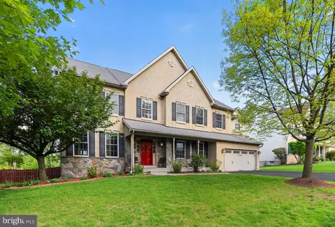 1022 Pimlico Dr, East Norriton, PA 19403