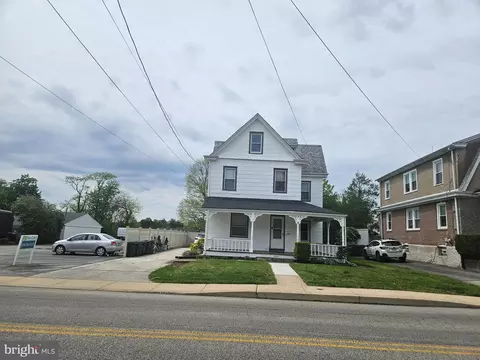 2266 Jenkintown Rd, Glenside, PA 19038