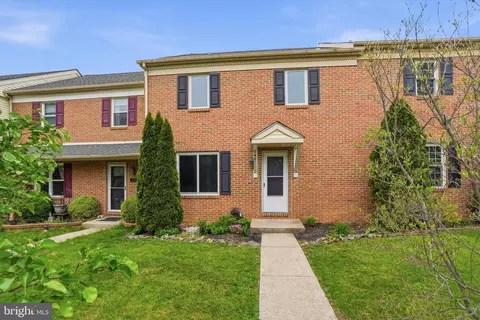 240 Goshen Rd, Schwenksville, PA 19473