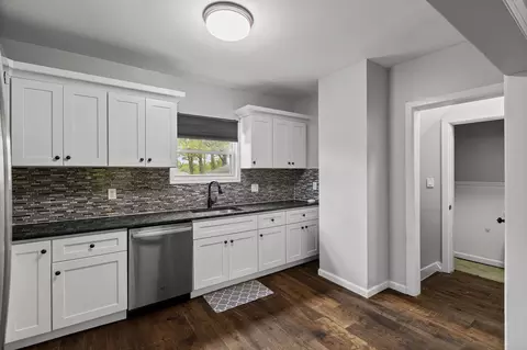 Kitchen - 55 E Mount Kirk Ave, Eagleville, PA 19403 photo 1 of 4