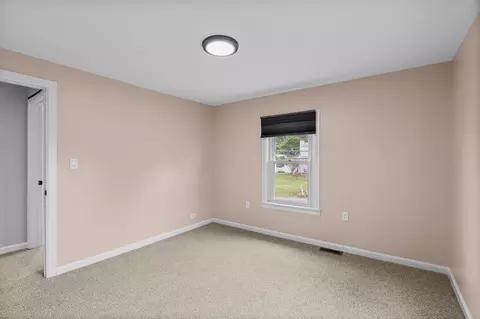 Bedroom - 55 E Mount Kirk Ave, Eagleville, PA 19403 photo 7 of 13