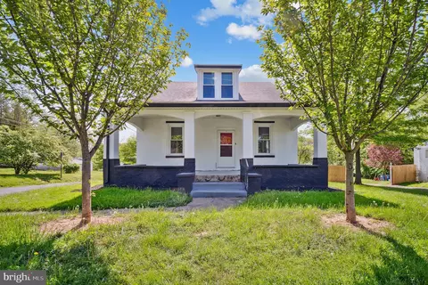 2952 54 Dekalb Pike, Norristown, PA 19401