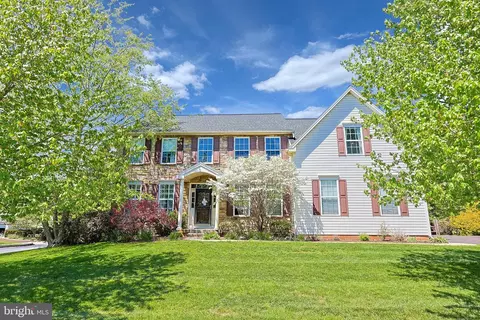 79 Ashley Dr, Schwenksville, PA 19473