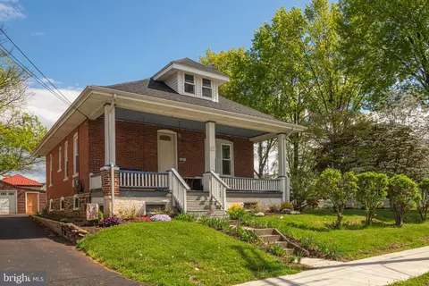 670 Church St, Royersford, PA 19468