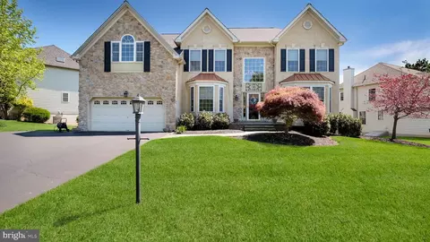 2559 Crestline Dr, Lansdale, PA 19446