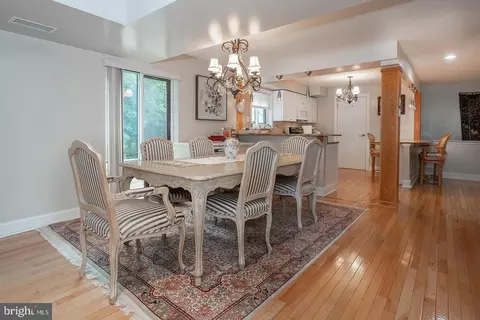 1750 Oakwood Ter #16-I, Penn Valley, PA 19072
