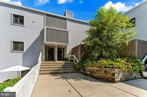 1750 Oakwood Ter #16C, Narberth, PA 19072