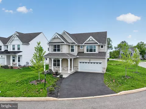 30 Patricia Dr, Trappe, PA 19426