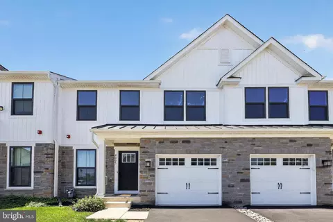 8005 Milltown Cir, Cheltenham, PA 19012