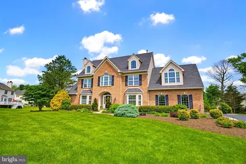297 Hawks Flight Ct, Ambler, PA 19002