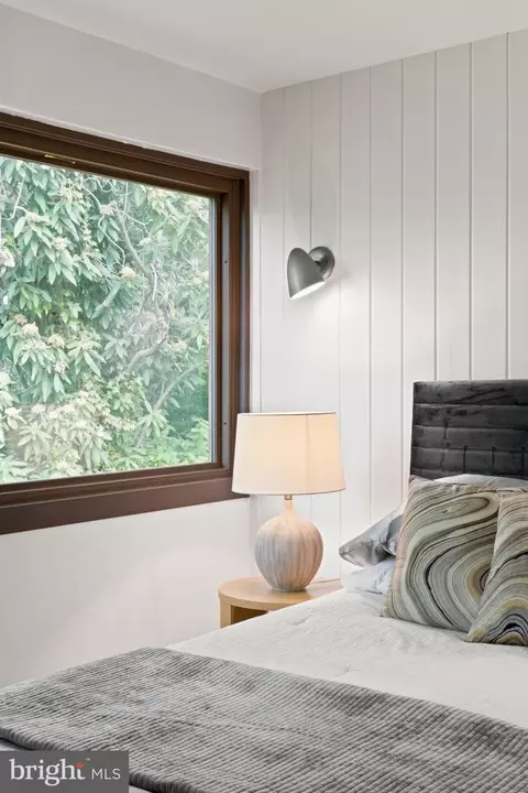 Bedroom - 418 Randall Rd, Wyncote, PA 19095 photo 2 of 11