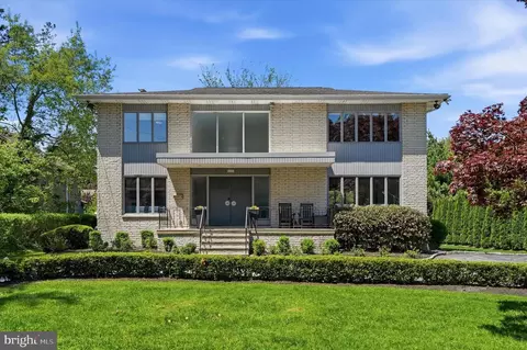15 Llanberris Rd, Bala Cynwyd, PA 19004