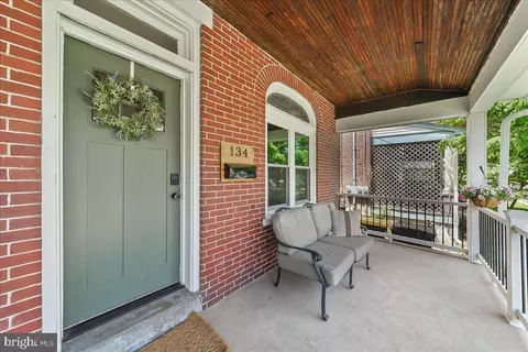 134 Walnut St #mont, Mont Clare, PA 19453