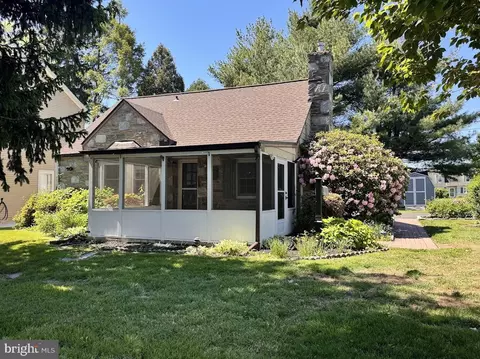 416 Exton Rd, Hatboro, PA 19040